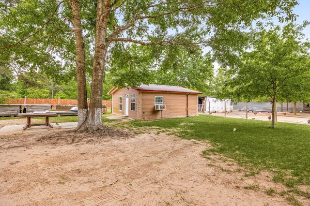 664 County Road 3404, Cleveland, TX 77327
