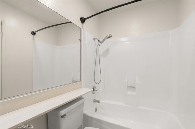 618 S Sally Lee Avenue, Azusa, CA 91702