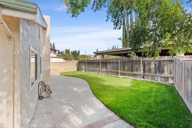 618 S Sally Lee Avenue, Azusa, CA 91702