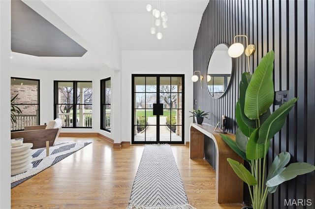 747 River Hills Drive, Fenton, MO 63026