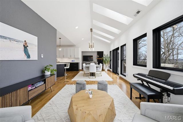 747 River Hills Drive, Fenton, MO 63026