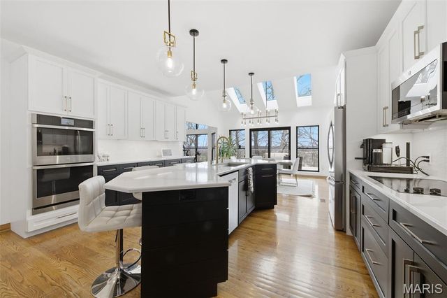 747 River Hills Drive, Fenton, MO 63026