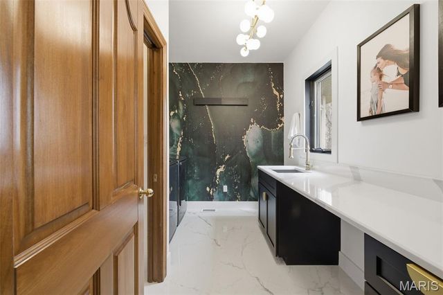 747 River Hills Drive, Fenton, MO 63026