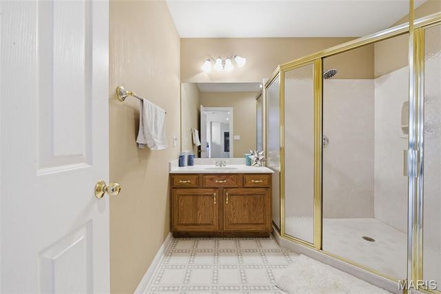 747 River Hills Drive, Fenton, MO 63026