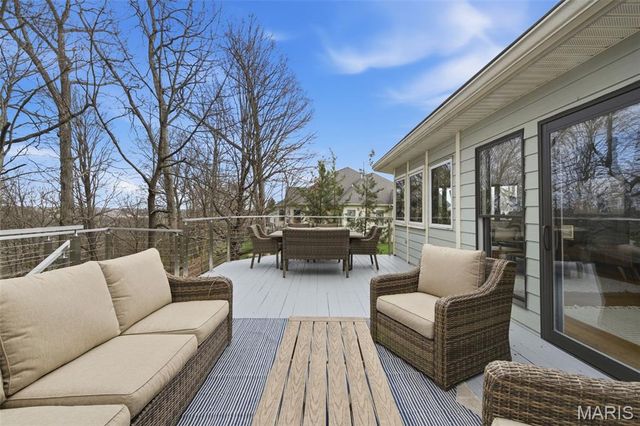 747 River Hills Drive, Fenton, MO 63026