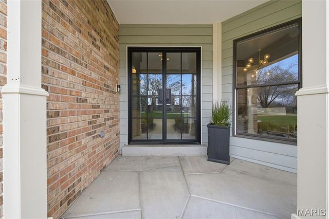 747 River Hills Drive, Fenton, MO 63026