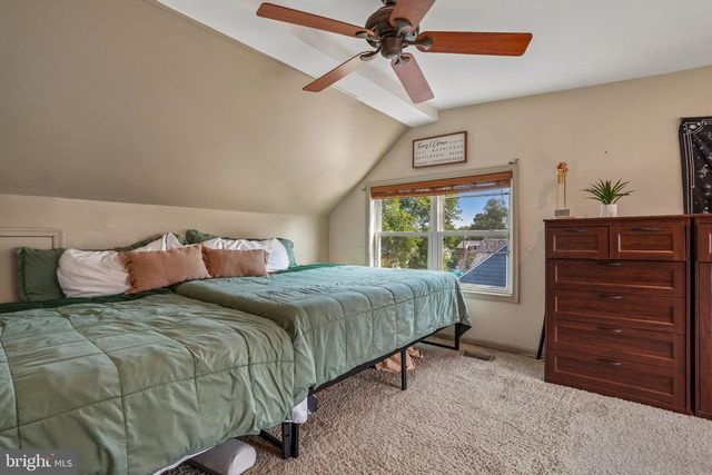207 ROLLING RD, Broomall, PA 19008