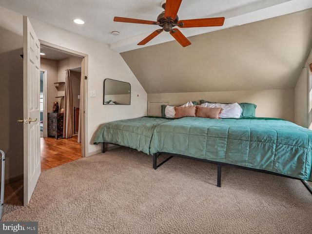 207 ROLLING RD, Broomall, PA 19008