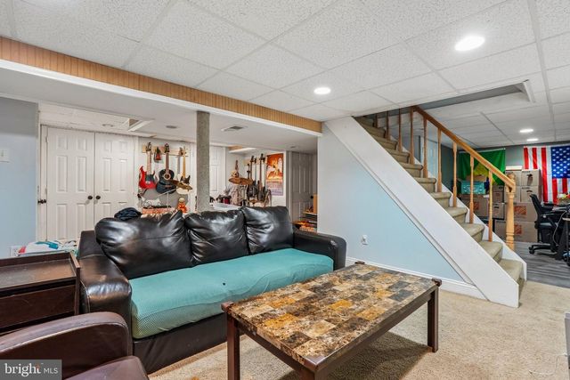 207 ROLLING RD, Broomall, PA 19008