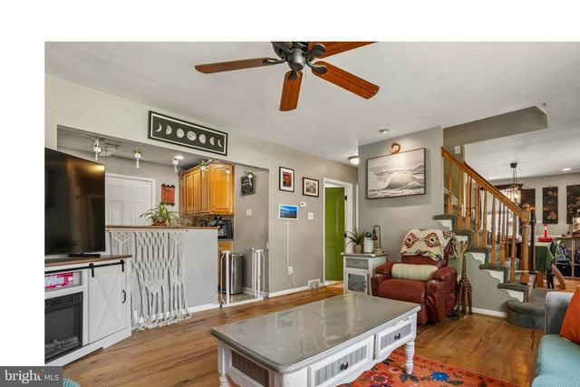 207 ROLLING RD, Broomall, PA 19008