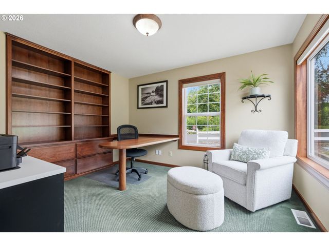 14633 EHLEN Rd Ne, Aurora, OR 97002