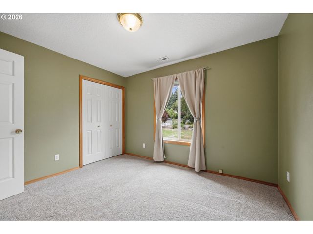 14633 EHLEN Rd Ne, Aurora, OR 97002