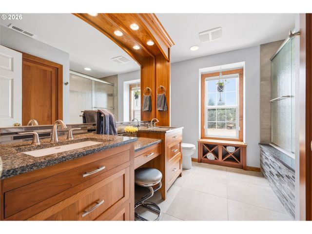 14633 EHLEN Rd Ne, Aurora, OR 97002