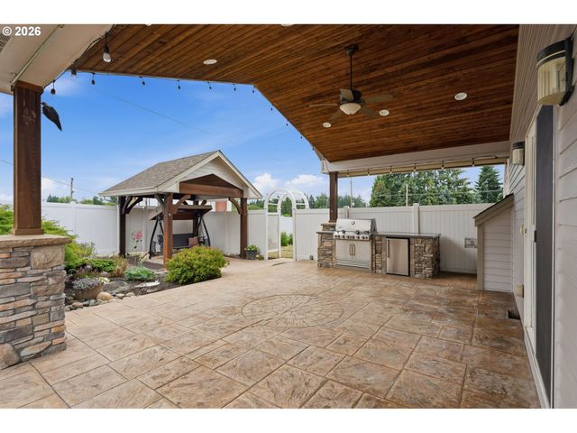 14633 EHLEN Rd Ne, Aurora, OR 97002