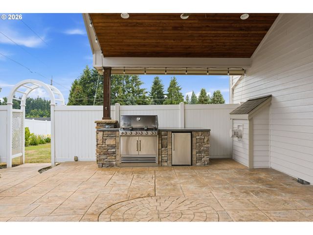 14633 EHLEN Rd Ne, Aurora, OR 97002