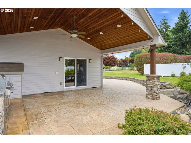 14633 EHLEN Rd Ne, Aurora, OR 97002