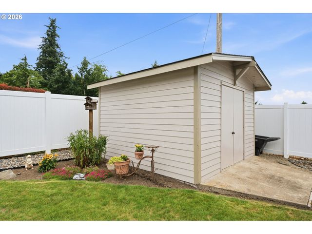 14633 EHLEN Rd Ne, Aurora, OR 97002