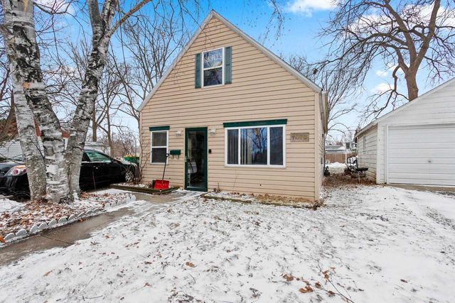 1472 CHICAGO STREET, Green Bay, WI 54301
