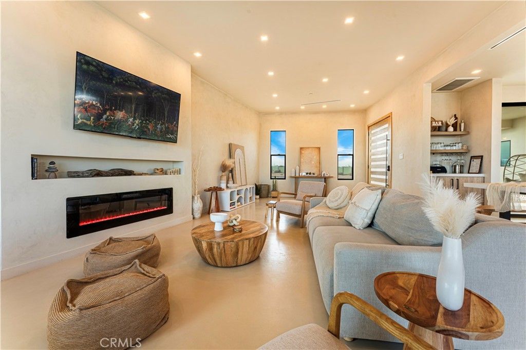 Image 10 of property listing at 66245 Del Oro, Joshua Tree, CA 92252