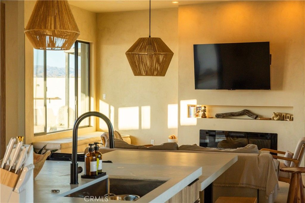 Image 17 of property listing at 66245 Del Oro, Joshua Tree, CA 92252