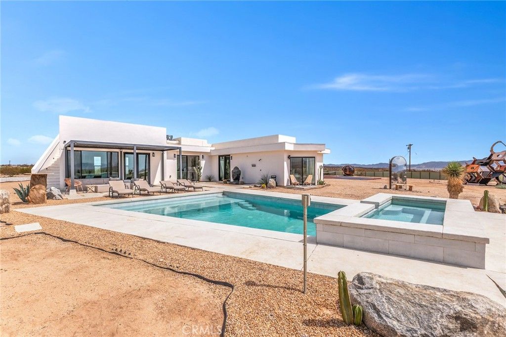 Image 35 of property listing at 66245 Del Oro, Joshua Tree, CA 92252
