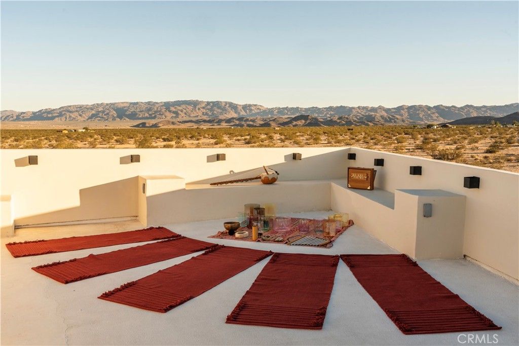 Image 50 of property listing at 66245 Del Oro, Joshua Tree, CA 92252