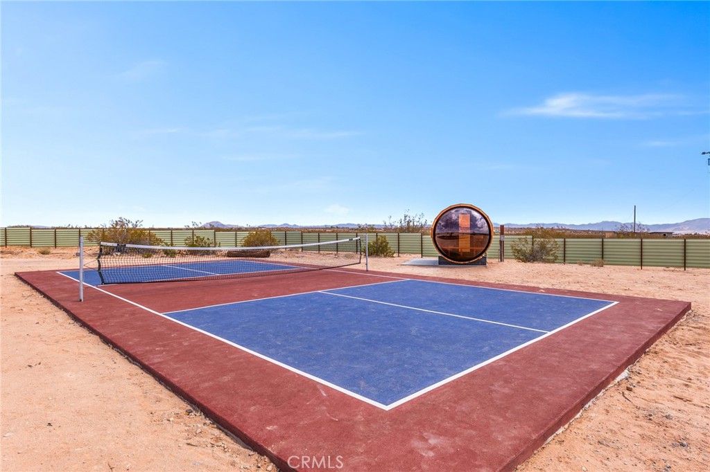 Image 52 of property listing at 66245 Del Oro, Joshua Tree, CA 92252