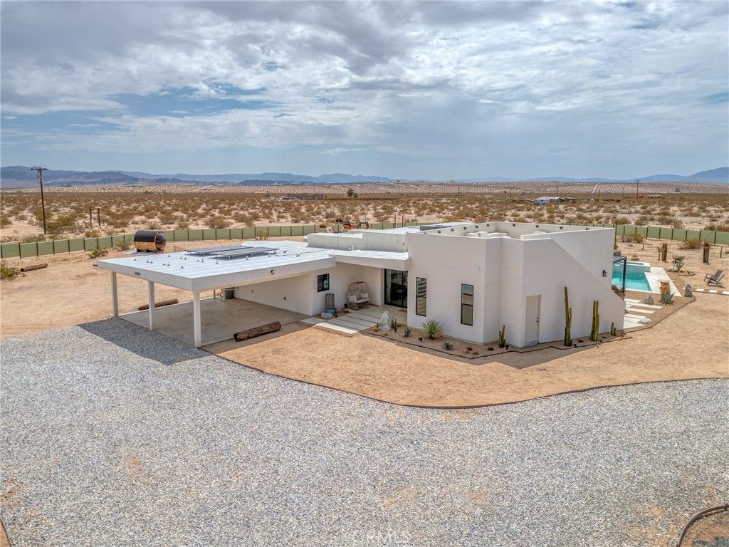 Image 59 of property listing at 66245 Del Oro, Joshua Tree, CA 92252