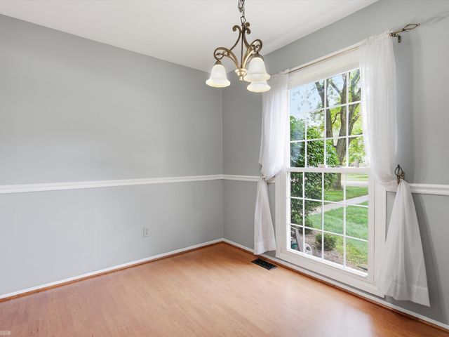 1328 Brook Lane, Rochester Hills, MI 48306