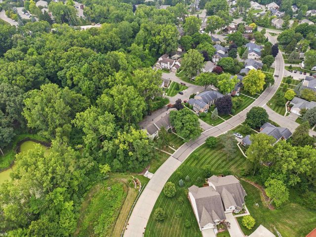 1328 Brook Lane, Rochester Hills, MI 48306
