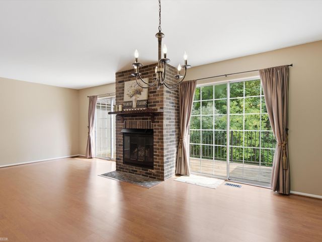 1328 Brook Lane, Rochester Hills, MI 48306