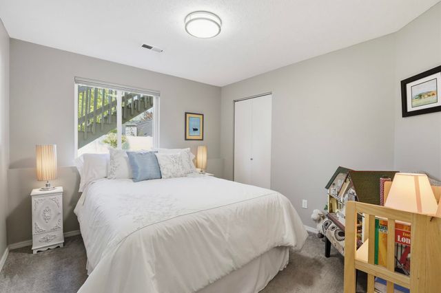 1221 N Wright Blvd, Liberty Lake, WA 99019