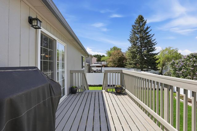 1221 N Wright Blvd, Liberty Lake, WA 99019