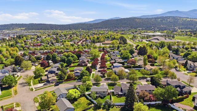 1221 N Wright Blvd, Liberty Lake, WA 99019