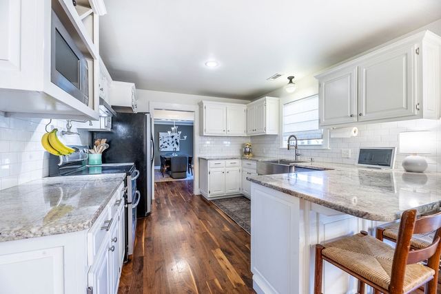 2292 Blue Mesa Drive, Fayetteville, AR 72703