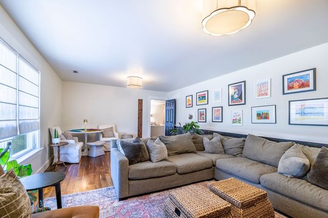 2292 Blue Mesa Drive, Fayetteville, AR 72703