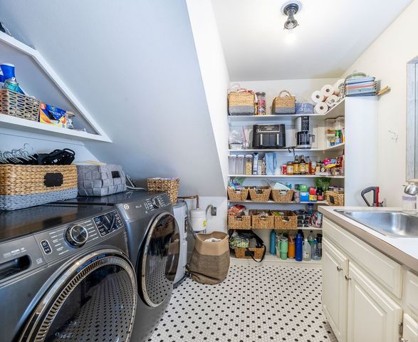 2292 Blue Mesa Drive, Fayetteville, AR 72703