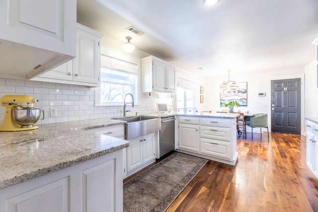 2292 Blue Mesa Drive, Fayetteville, AR 72703