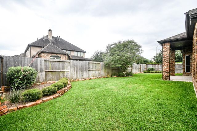 13515 Ambler Springs Drive, Tomball, TX 77377