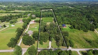2350 Joe Brown Rd, Spring Hill, TN 37174