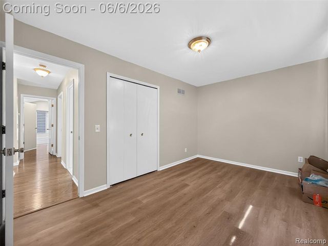 41599 Red Oak Drive, Sterling Heights, MI 48314