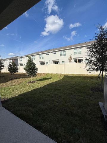 3240 SKYLINE LOOP, Kissimmee, FL 34758