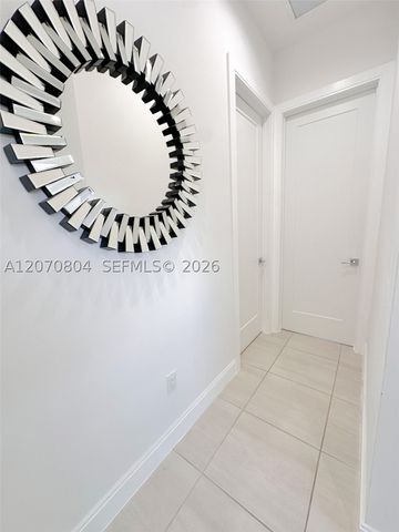 8286 NW 51st Ter, Doral, FL 33166