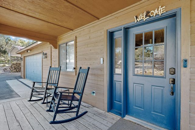 3 Del Oso Lane, Cedar Crest, NM 87008