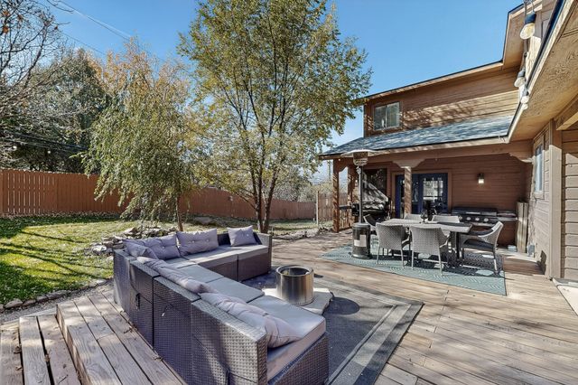 3 Del Oso Lane, Cedar Crest, NM 87008