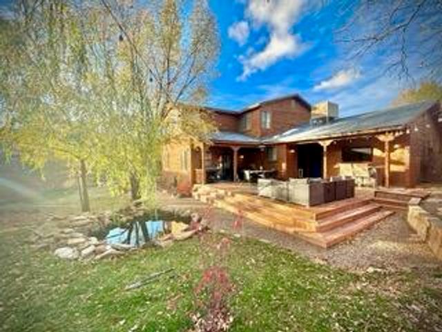 3 Del Oso Lane, Cedar Crest, NM 87008