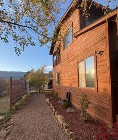 3 Del Oso Lane, Cedar Crest, NM 87008