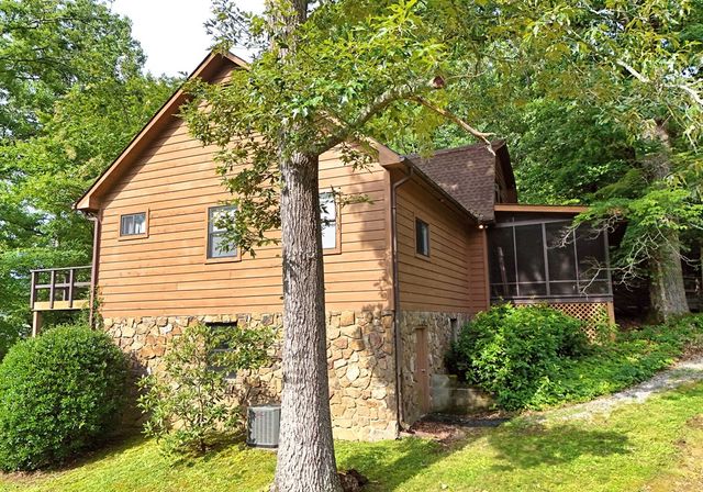 19 Pine Ridge Terrace, Blairsville, GA 30512