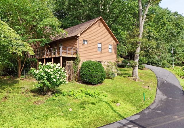 19 Pine Ridge Terrace, Blairsville, GA 30512