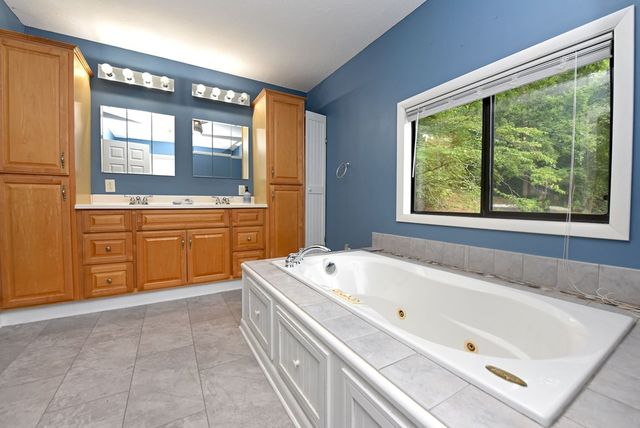19 Pine Ridge Terrace, Blairsville, GA 30512